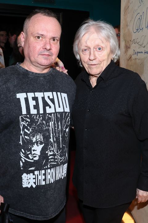 Václav Neckář opět ve společnosti. Pochlubil se synem a oslavil velkou novinku