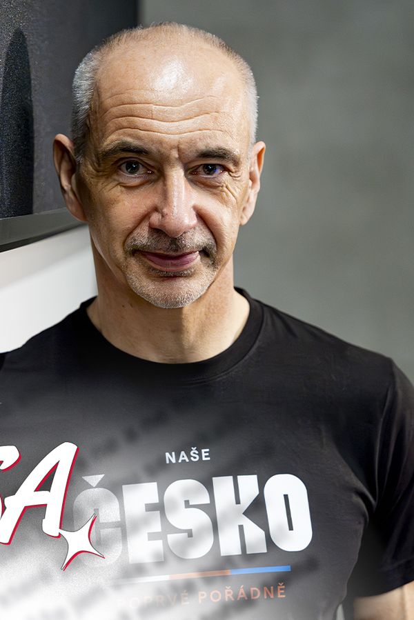 Glosa: Kubo, vy jste naivní! Jediný, komu v Česku projde všechno, je přece Babiš - fotka 1/1