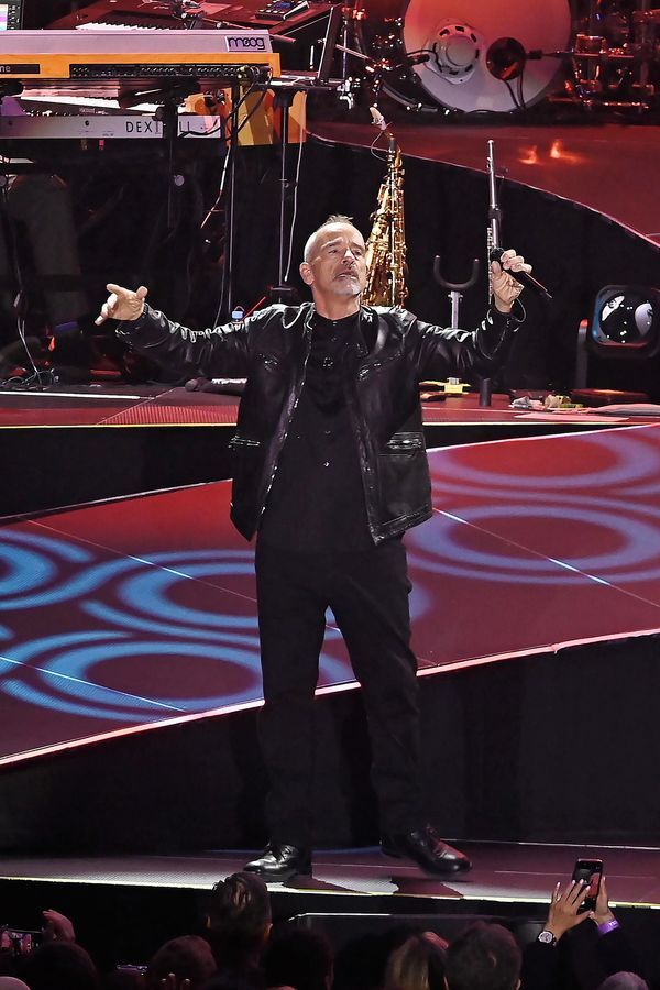 Eros Ramazzotti dostal české fanoušky do varu: Koncert zahájil nečekaným gestem, kterým potěšil celou halu - fotka 1/1