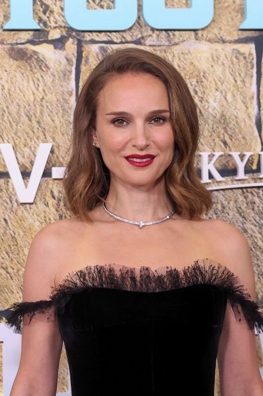 Manžel ji podvedl s pětadvacítkou a přišel rozvod. Teď Natalie Portman (44) šokuje: Je těhotná se svým novým partnerem! - fotka 1/1