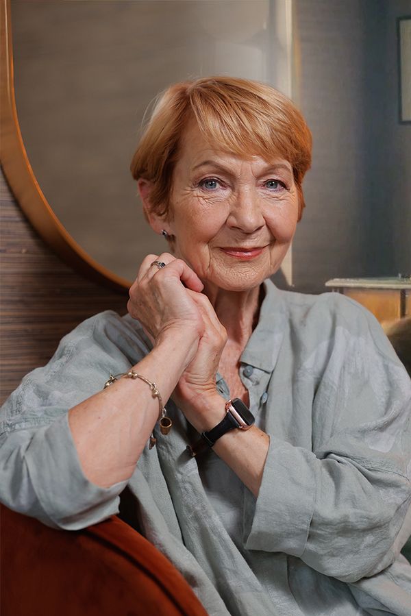 Pro zhroucenou učitelku nečerpala slavná herečka ze školních let. Vybavuje si češtinářku, co je fackovala - fotka 1/1