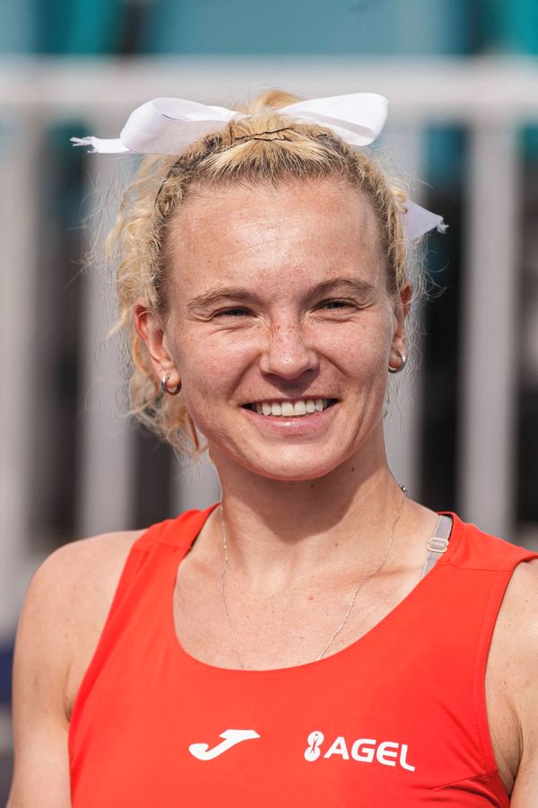 Žhavá podívaná od Kateřiny Siniakové: Blonďatá tenisová kráska provokovala v bikinách - fotka 1/1