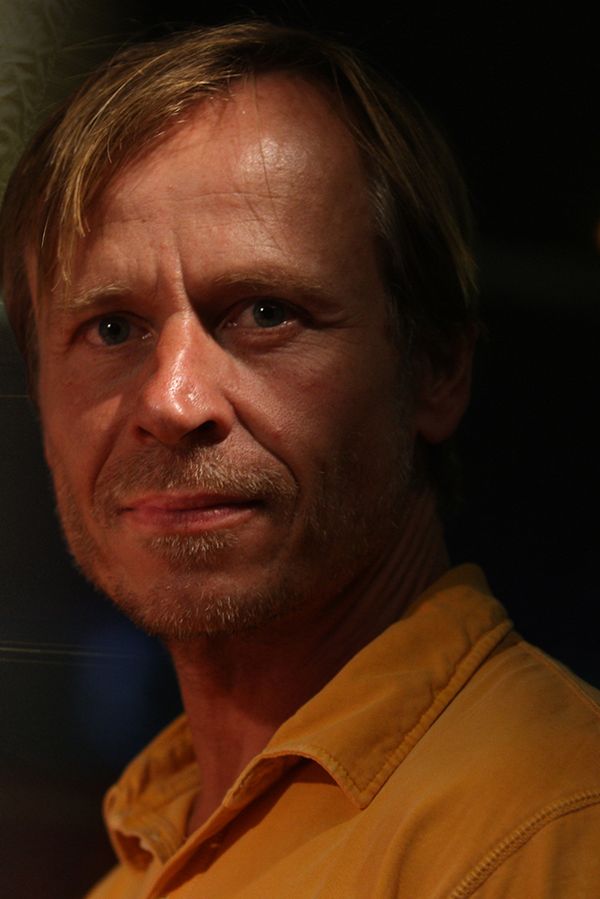 Zběsilý útěk: Rychlý a smolařský Paul Walker, vedle něhož se neztratil Karel Roden coby respektovaný ruský mafián - fotka 1/1