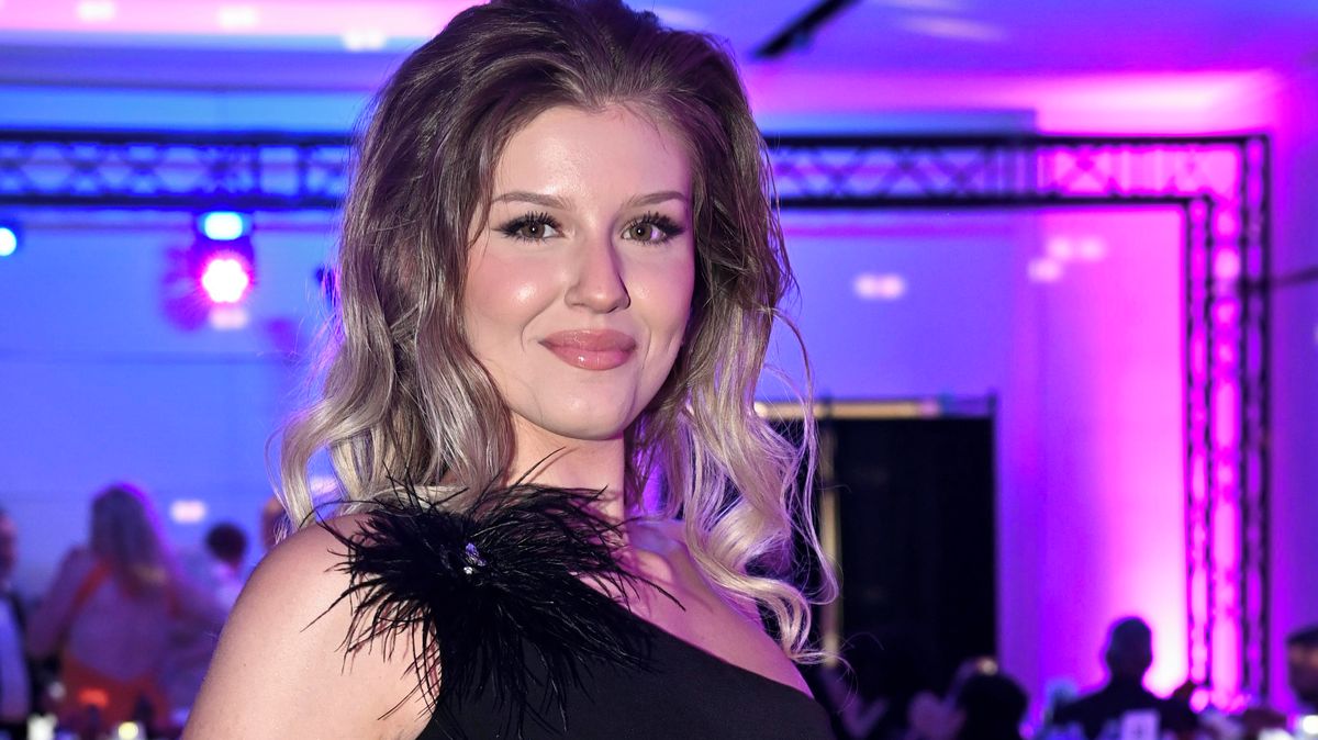 Ten kačer jí nesluší. Dcera Ivy Kubelkové se pochlubila novými fotkami, za plné rty to ale schytala