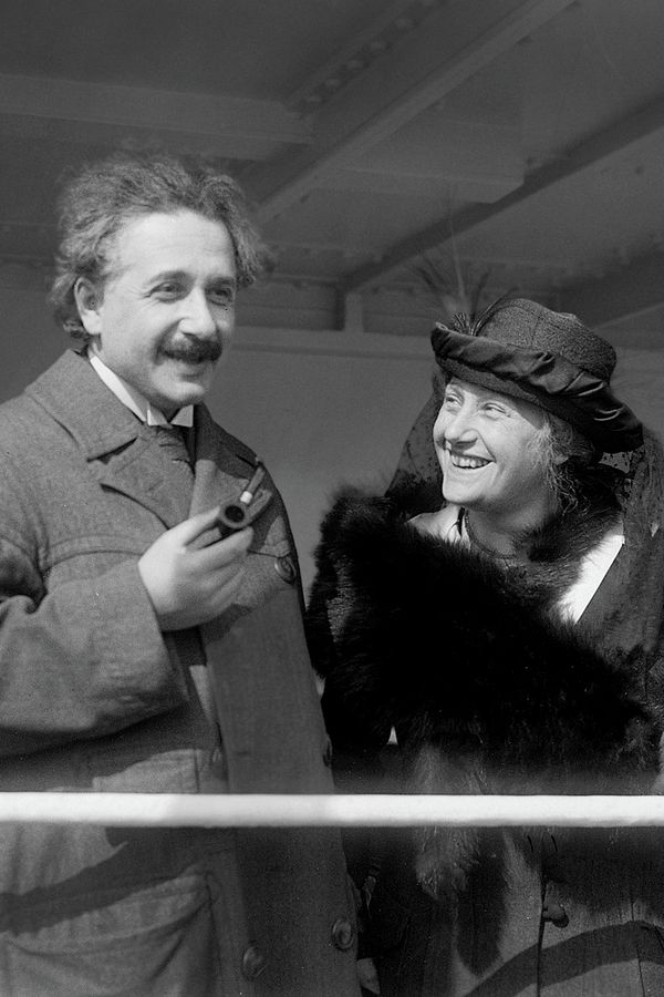 Tragický konec génia: Cestu k vlastním dětem si nenašel, jeho srdce skončilo v rukou špionky a mozek v krabici od cideru - fotka 1/1