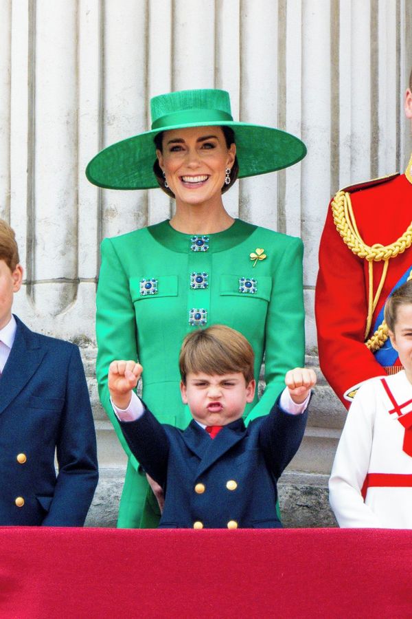 Malý raubíř, kterého si zamiloval celý svět: Princ Louis oslavil osmé narozeniny a ukázal svůj nakažlivý úsměv - fotka 1/1