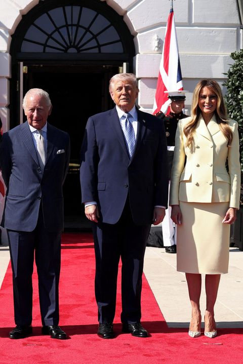 Pozdvižení v Bílém domě: Král Karel III. dorazil s Camillou na čaj. Melania přitáhla pozornost outfitovým majstrštykem