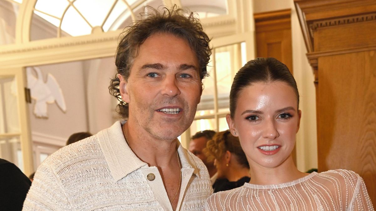 Válka Jágrovi a Branišové zhatila plány: Těšili se na magický Orient, místo toho se v ráji konzumu prali o lehátka