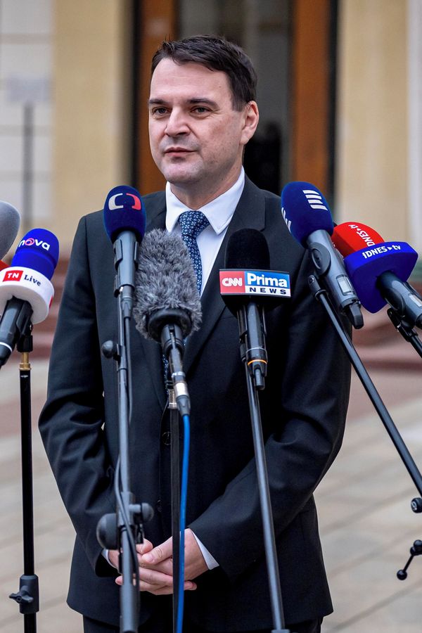 Něco takového od provokatéra Macinky málokdo čekal: Stejně dostanete od opozice bídu, vzkázali mu kvůli Knížákovi - fotka 1/1