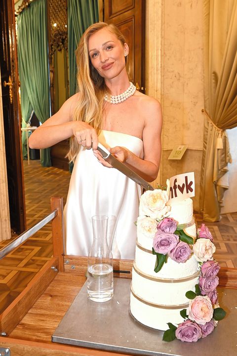 Vypadala zase jako nevěsta: Veronika Kašáková výjimečně vyvedla manžela, mají 5 let od svatby