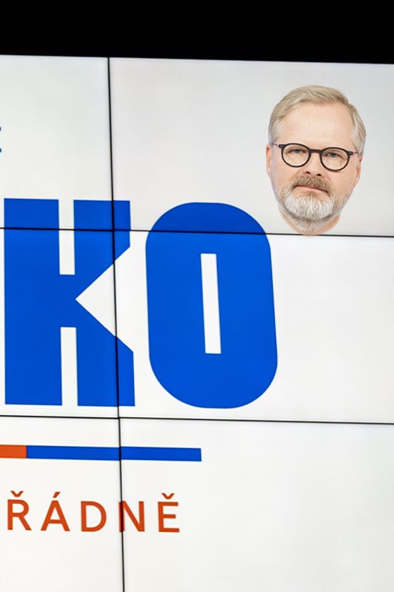 Super kachna: Funus ODS už letos? Zabalila to dokonce Eva Decroix a Petr Fiala dostal ohromující nabídku - fotka 1/1