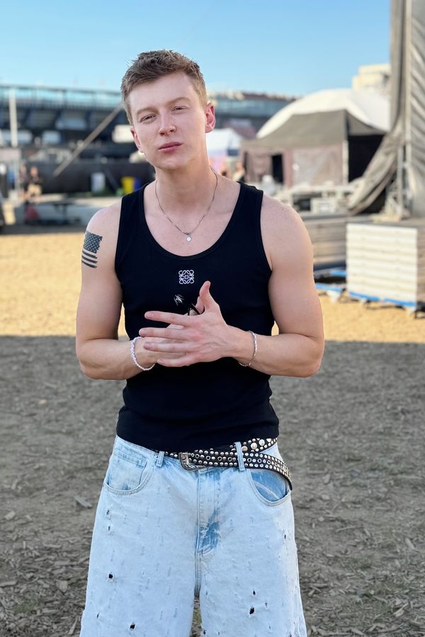 Dámy, pozor! Po rozchodu s Natálkou Jiráskovou má Adam Mišík jasnou představu, co mu na ženách nejvíce imponuje - fotka 1/1