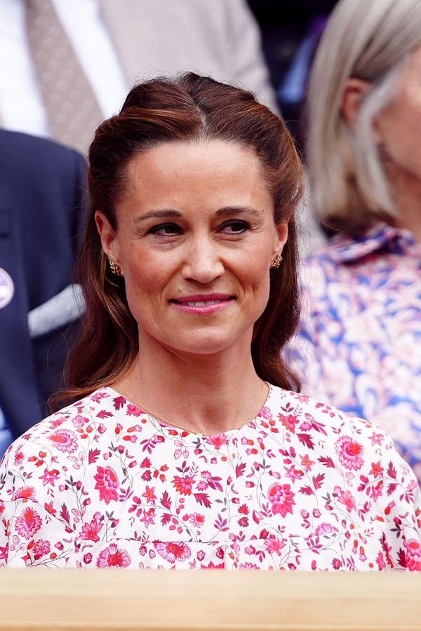 Svalnaté tělo a úsměv na tváři. Sestra princezny Kate překvapila na běžeckém závodě. V soukromí ale řeší velký problém - fotka 1/1