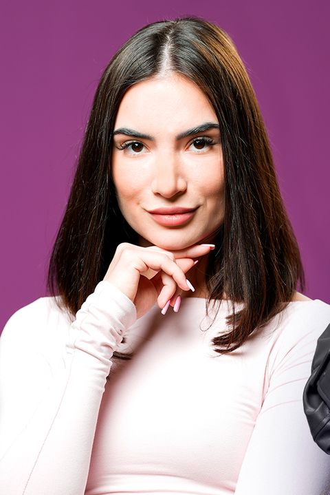 Milion za měsíc? Sexy brunetka popsala, jak jí OnlyFans změnilo život. Někteří fanoušci chtějí být jejími otroky