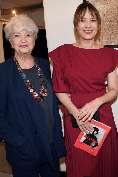 Chyběl manžel, syn i sestry: Terezu Kostkovou podpořili rodiče Petr Kostka (87) a Carmen Mayerová (81). Vypadají skvěle!