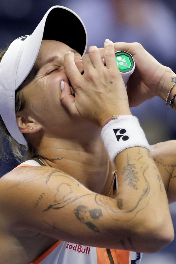 Neuvěřitelně krutý trest: Slavní se zastávají zlomené Vondroušové. Sílu jí posílají Šafářová, Muchová i další hvězdy - fotka 1/1