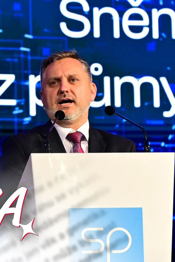 Glosa: Babiši, tady jde o prachy! Macinka to asi vůbec nechápe, ale vy byste přece jen mohl  - fotka 1/1