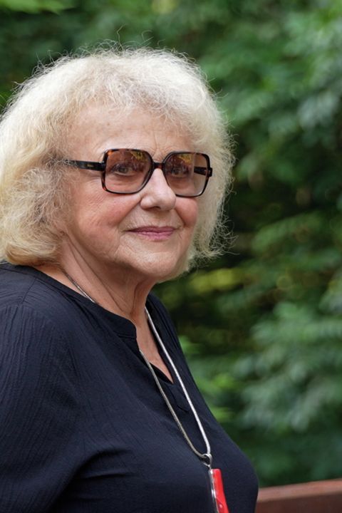 Iva Hüttnerová prozradila, jak nízký bere důchod: Hraje v seriálech a obrazy prodává za desetitisíce, tak ji to netrápí