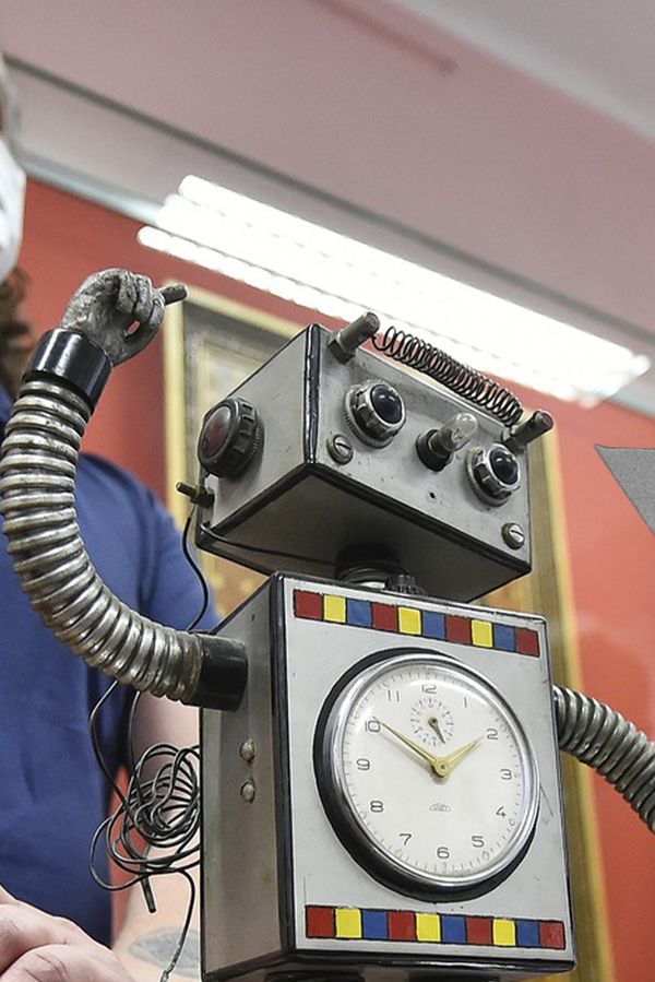 Děti ho zbožňovaly, komunisté nenáviděli: Co provedl robot Emil? Příběh, na který se zapomnělo - fotka 1/1