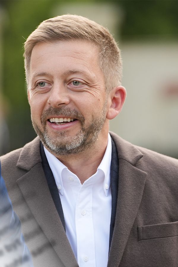 Glosa: Rakušan pořád leští svůj pendrek. Tejc to chce změnit, ale Babiš zničehonic otočil a je proti  - fotka 1/1
