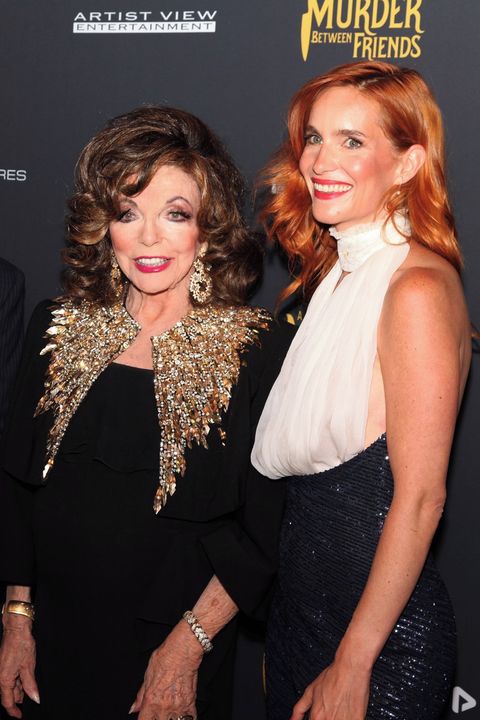 Kámošky jak hrom: Hana Vagnerová si užila premiéru v Londýně po boku nestárnoucí hvězdy Dynastie Joan Collins (93)