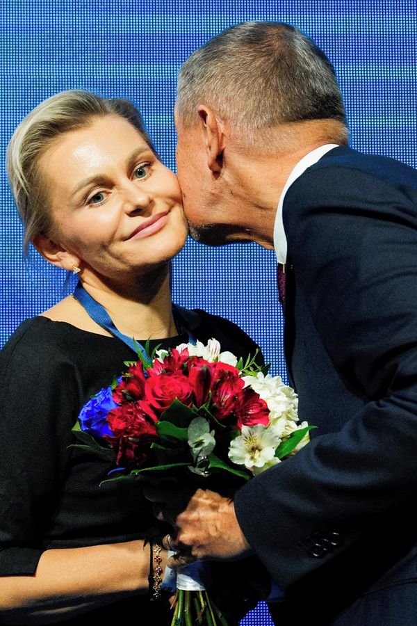 Třináctidenní ministryně Malá se ozvala z nemocnice: Brzké uzdravení popřála i politička, která chtěla její konec  - fotka 1/1