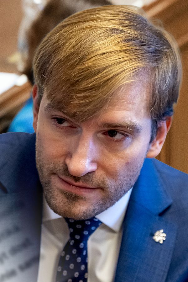 Glosa: Z NHL do okresního přeboru. Adama Vojtěcha potkal neblahý osud - fotka 1/1