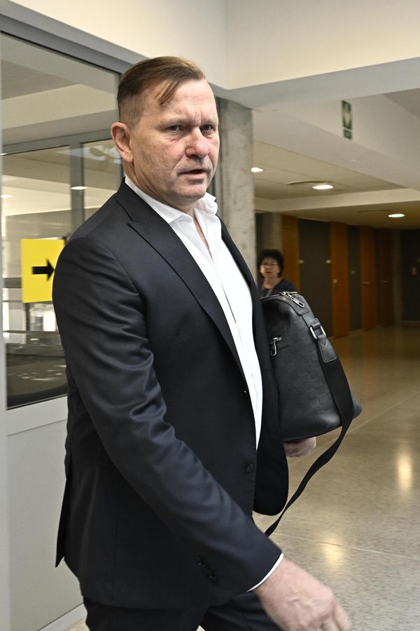 Jaromír Soukup byl před svým domem brutálně napaden maskovanými muži: S vážnými zraněními skončil v nemocnici - fotka 1/1