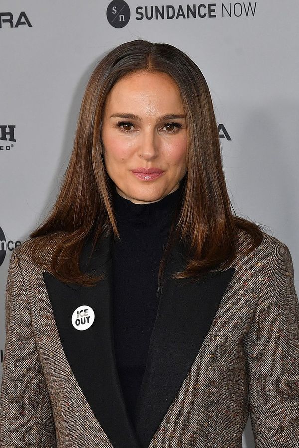 Třetí dítě na cestě a úsměv od ucha k uchu: Natalie Portman oslavila 45. narozeniny a ukázala těhotenské bříško - fotka 1/1