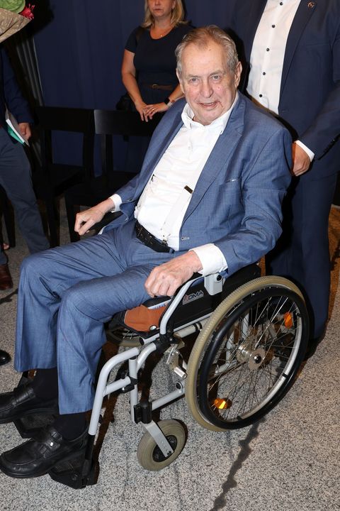 Miloš Zeman prozradil plány na léto: Došlo i na legendární člun a plavbu na rybníce. Mohou se fanoušci začít těšit? 