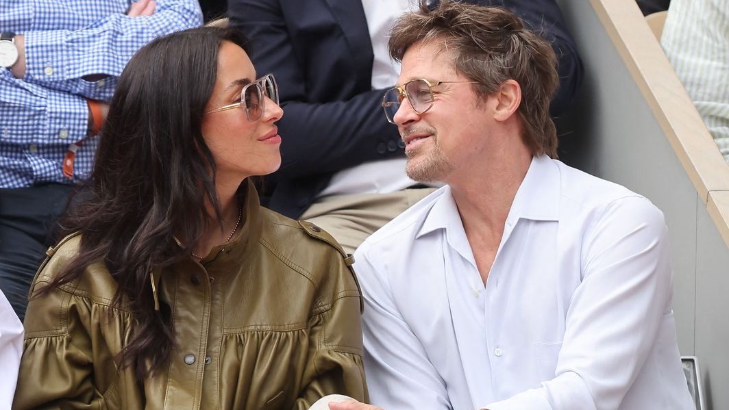 O 29 let mladší kráska mu svědčí! Brad Pitt vyvedl svou lásku. Působili jako čerstvě zamilovaní