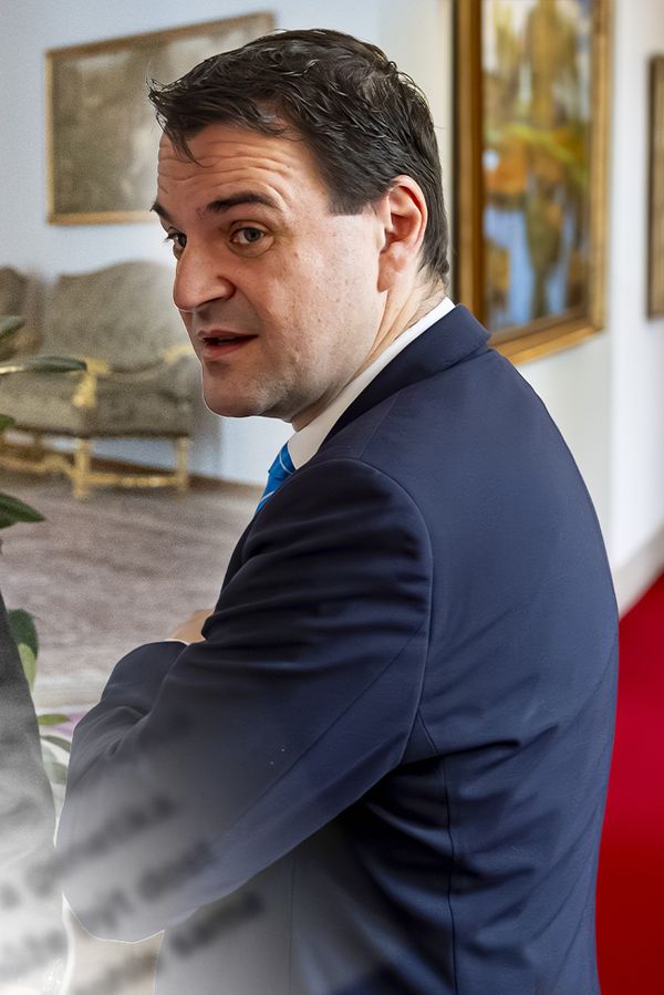 Glosa: Chlapci a chlapi. V pondělí se natvrdo ukáže, jestli má Macinka opravdu koule, jak předstírá - fotka 1/1