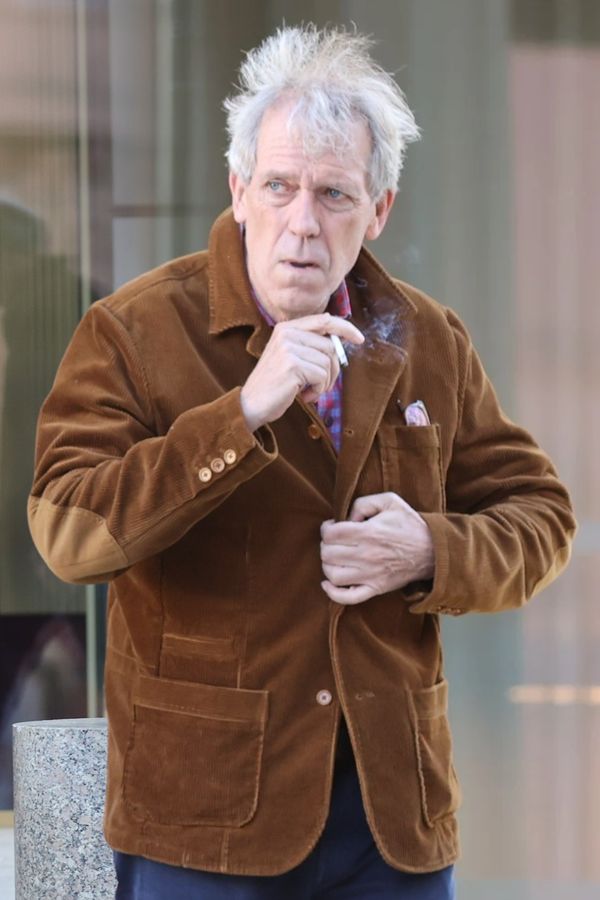 Představitel Dr. House přijel do Prahy! Fanoušky překvapil nečekanou omluvou za svou reakci na novinářku: Byl prý opilý - fotka 1/1