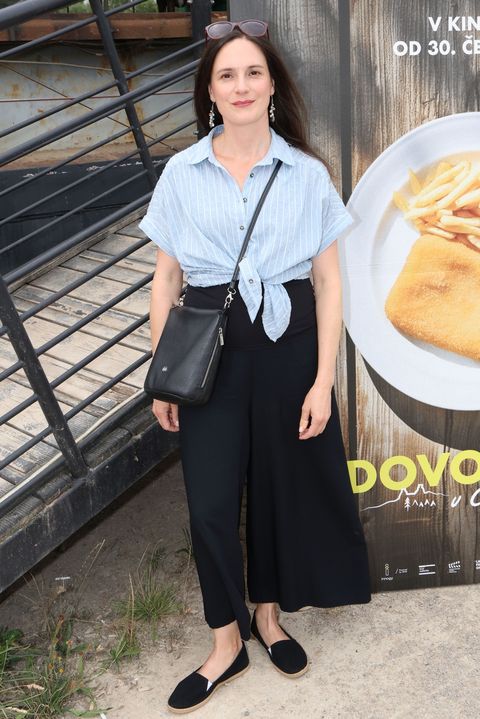 Držitelka Českého lva a filmová partnerka Karla Rodena hubnout do plavek nepotřebuje: V 45 je štíhlá jako děvčátko 