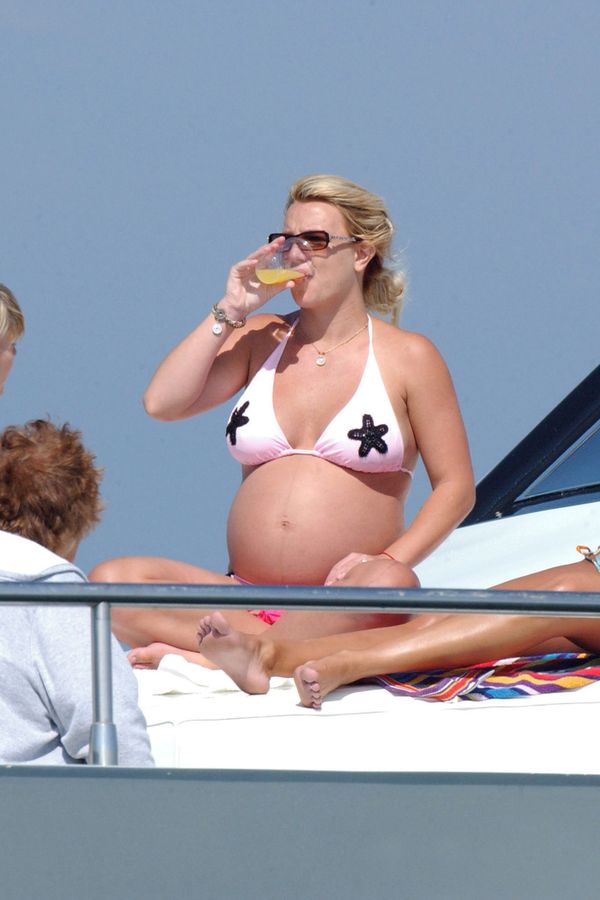 Britney Spears rozvířila spekulace o těhotenství: Ukázala dětské oblečení a slíbila představit ‚někoho krásného‘ - fotka 1/1