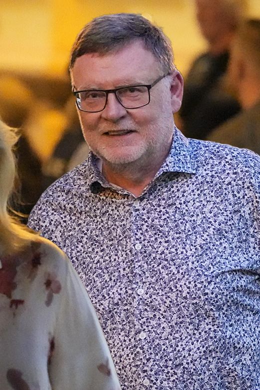Já a kakabus? divil se exministr Stanjura a pokusil se o úsměv. Kandidát na prezidenta dělal garde Bartoškové - fotka 1/1