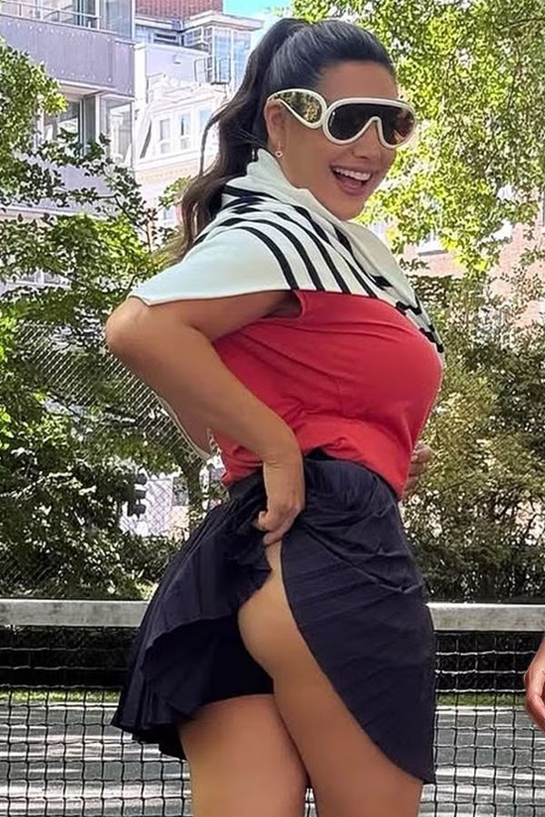 Zázračné zhubnutí za měsíc, nebo Photoshop? Fanoušci vnadné Kelly Brook porovnávají její fotky z dovolené s instagramem - fotka 1/1