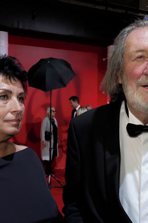 Manželka Bolka Polívky chtěla na zakončení Varů výraznou změnu! Chtěla jsem být jiná než vždycky, řekla. Udělala dobře? 