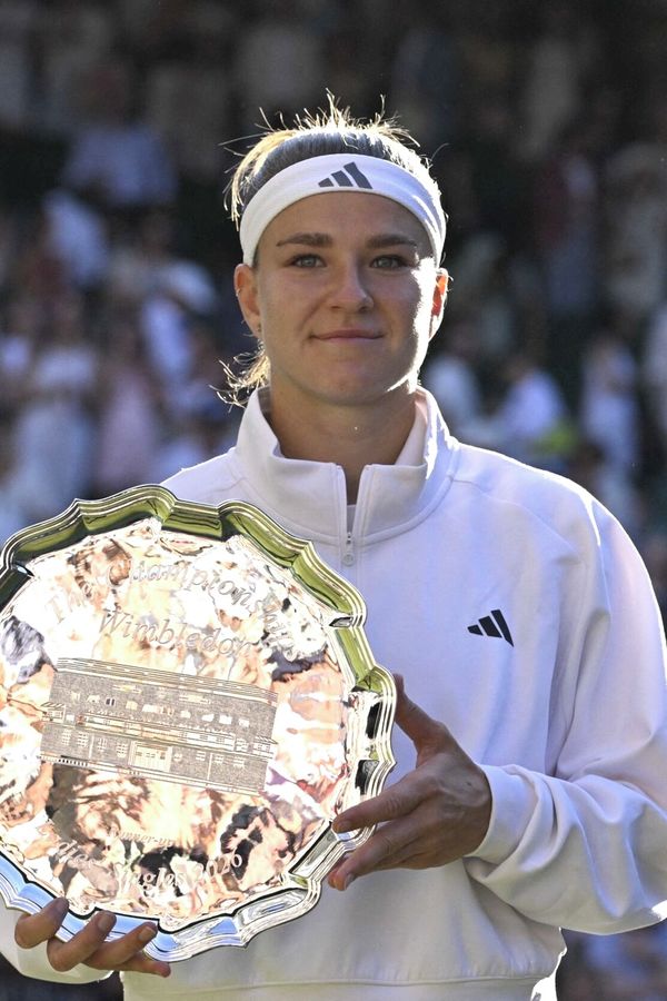 Místo dovolené skončila v nemocnici! Finalistka Wimbledonu Karolína Muchová podstoupila operaci - fotka 1/1