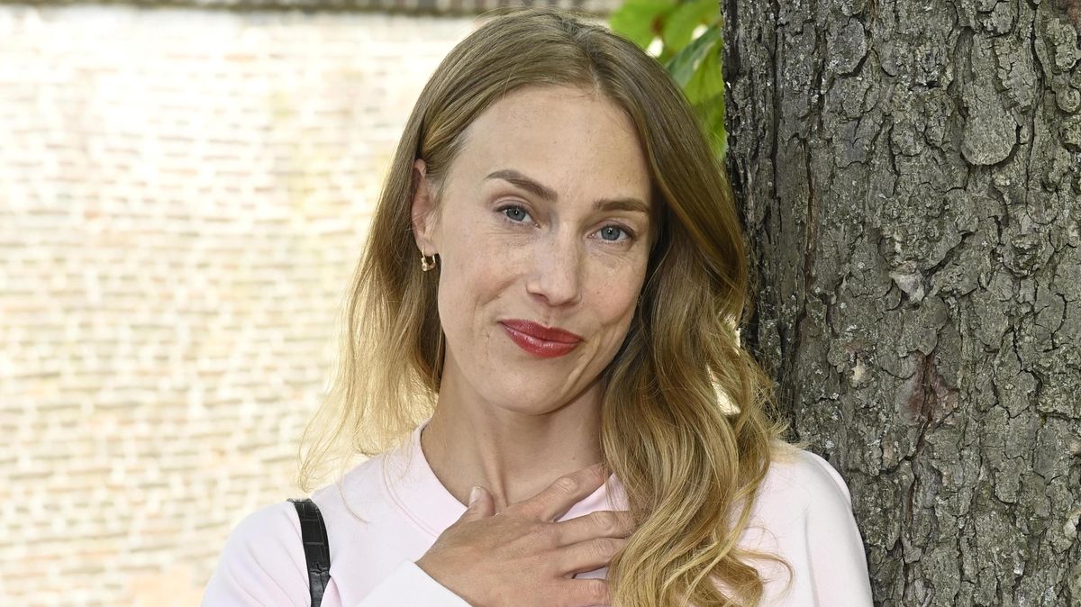 Herečka Aneta Krejčíková odhalila bolest, o které se u nich doma nemluvilo: Kvůli smrti nemohla spát
