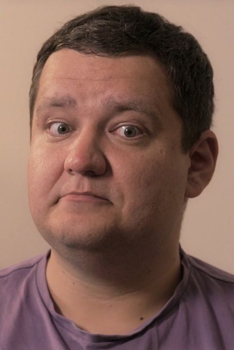 Policista Michal má 133 kilo a hrozí mu vyhazov. Trápí ho prsa, která má větší než ženy. Takhle vypadá svlečený
