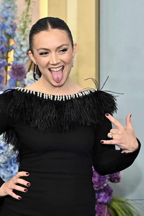 Dcera princezny Leiy slavila v podprsence a listí. Na narozeniny v duchu klipu Katy Perry dorazil i Macaulay Culkin - fotka 1/1