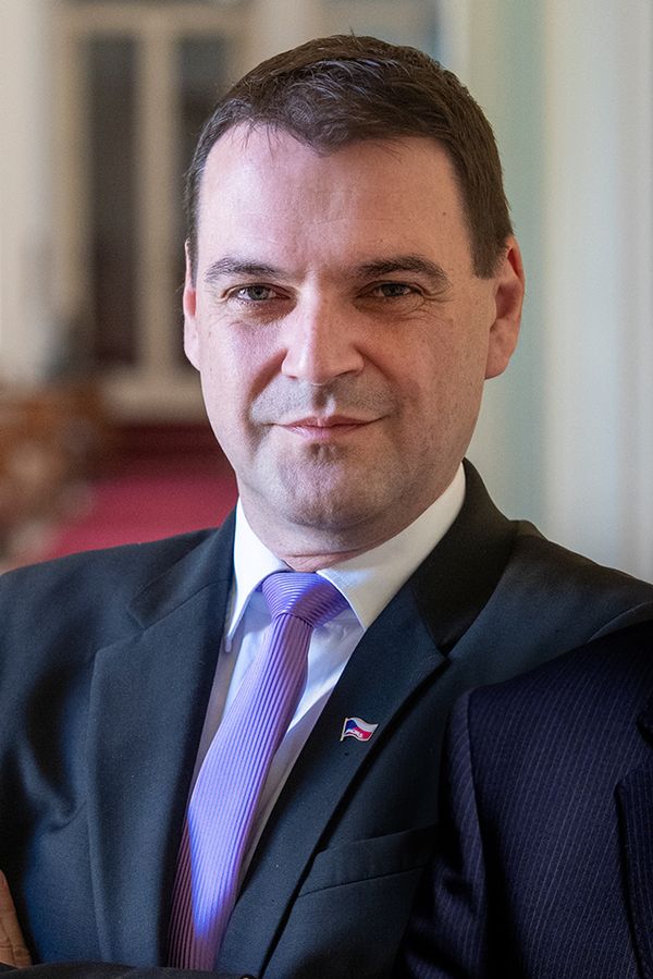 Slova o mozku vyteklém na stůl: Tohle už Macinka přehnal. Kupka si to nenechal líbit a vrátil mu úder - fotka 1/1