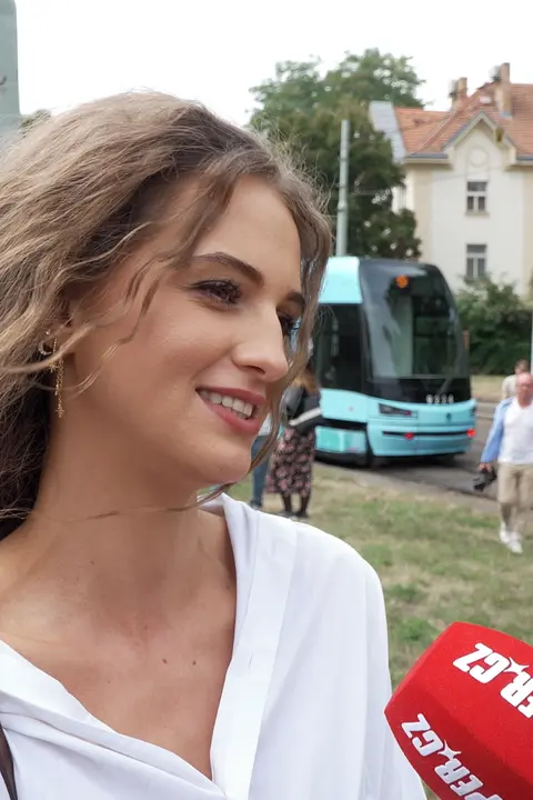 Nová láska Štěpána Benoniho ukázala ploché bříško: Není to žádná fiflenka, i když má za sebou diváky nenáviděnou roli