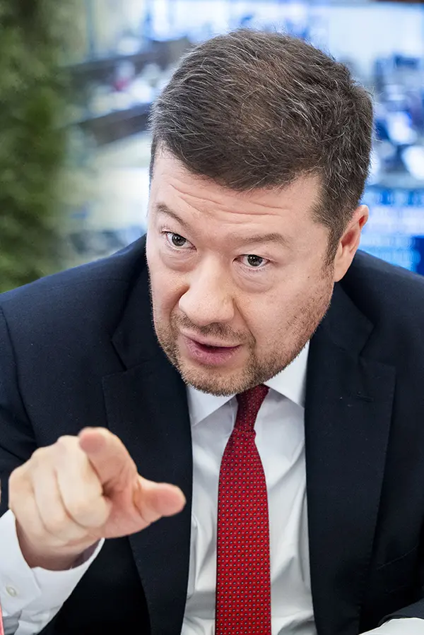 Tomio Okamura řeší toaletní papír ve vlacích: Danuše Nerudová mu za to vysekla poklonu. Má to však háček  - fotka 1/1