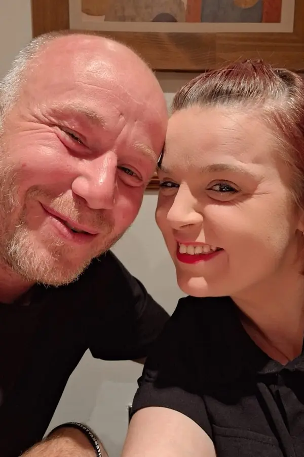„Dej ze mě ruce pryč, ty starý úchyle!“ křičela na něj v hospodě. To, co následovalo, by nečekal ani jeden z nich - fotka 1/1