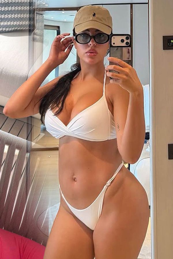 Ronaldova Georgina se vyfotila v titěrných kalhotkách. Své křivky miluji! Vzkázala kritikům - fotka 1/1