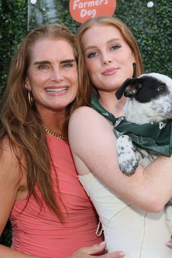 Máš šediny, vrásky a jsi tlustá! udeřila na matku. Brooke Shields dceru setřela tak, že jí lidé tleskají - fotka 1/1