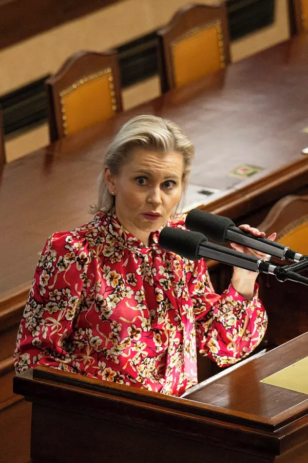 Vítej, ostrý politický podzime, zvolala Taťána Malá. Že bude sakra ostrý, jí dali záhy najevo. Nestačila se divit - fotka 1/1