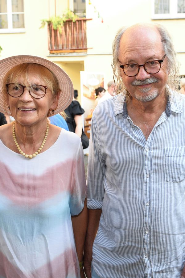 Ondřej Hejma v družném hovoru se známou herečkou: Fanoušky dost zmátl, tuto dámu by po jeho boku nečekali - fotka 1/1
